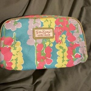 Lilly Pulitzer for Estee Lauder Floral Cosmetic Makeup Bag With Pink Interior